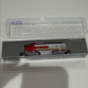 Kato N Scale EMD F3A Santa Fe Warbonnet Late Type #176-1121